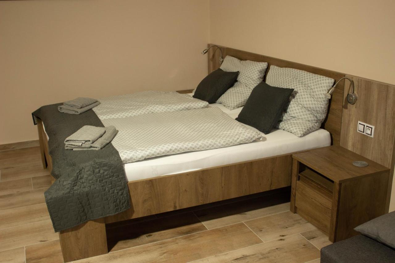 Apartmany Pilot Velka Hledsebe 외부 사진